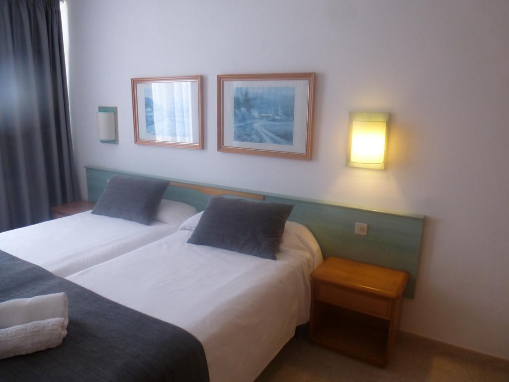 Cala'N Forcat  Voramar 아파트 호텔 외부 사진